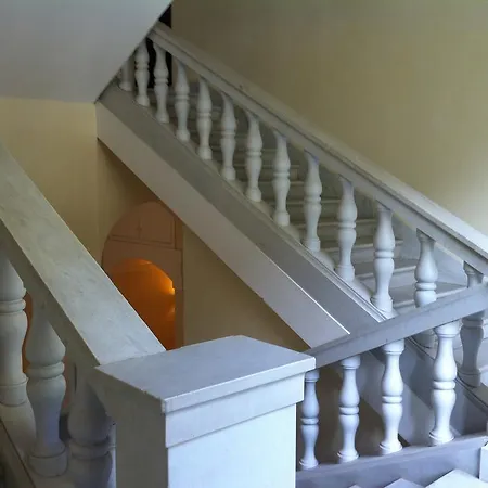 Attico In كيافاري